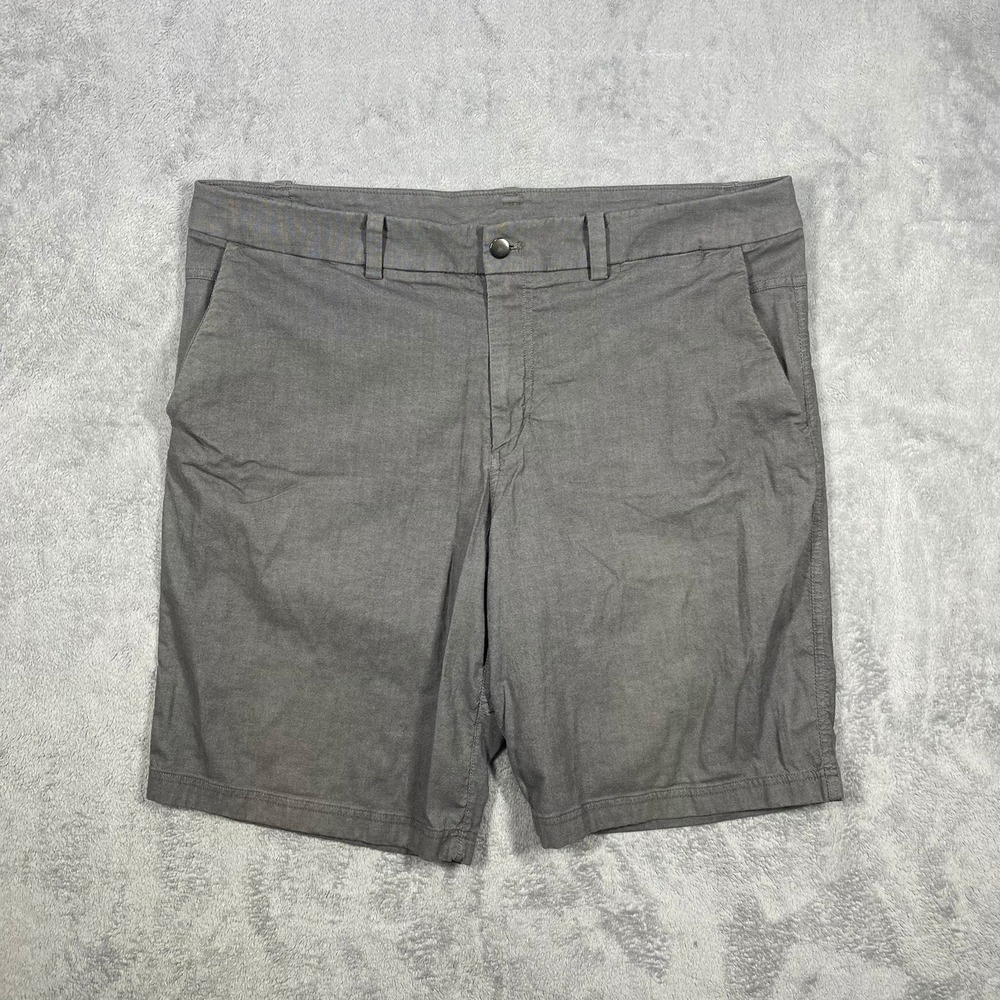 Lululemon Commission Shorts Mens 38 Grey Chino Performance Tech 9" Inseam